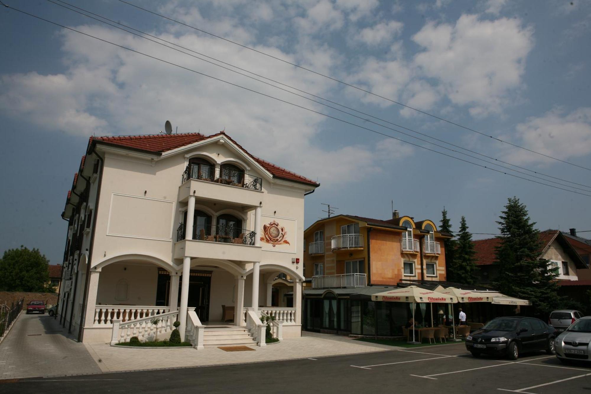 Hotel Villa Viktorija Banja Luka Exterior foto