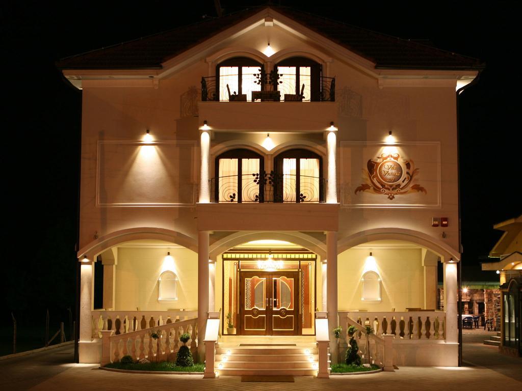 Hotel Villa Viktorija Banja Luka Exterior foto